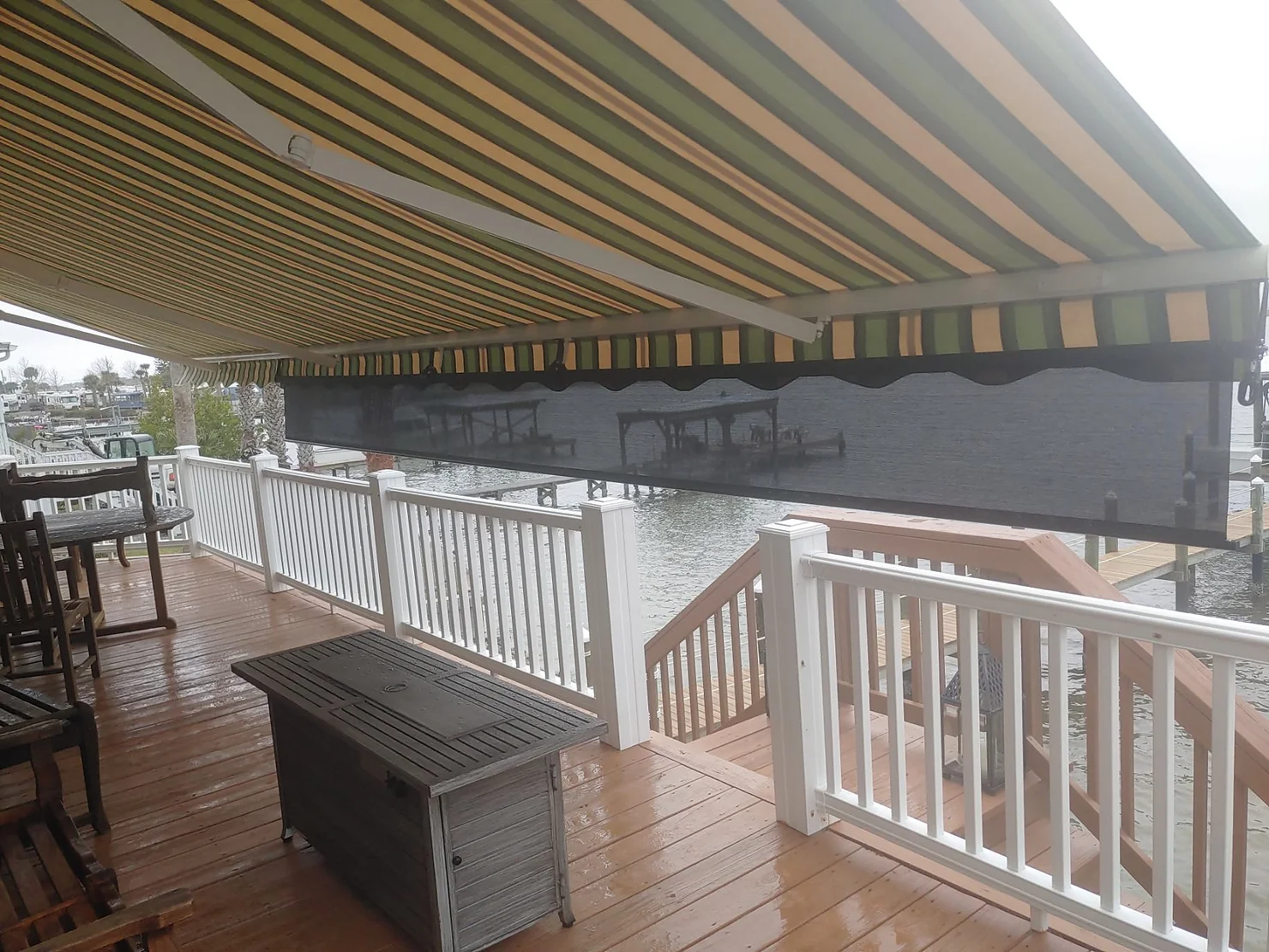 What are Awnings Color Options in Orlando